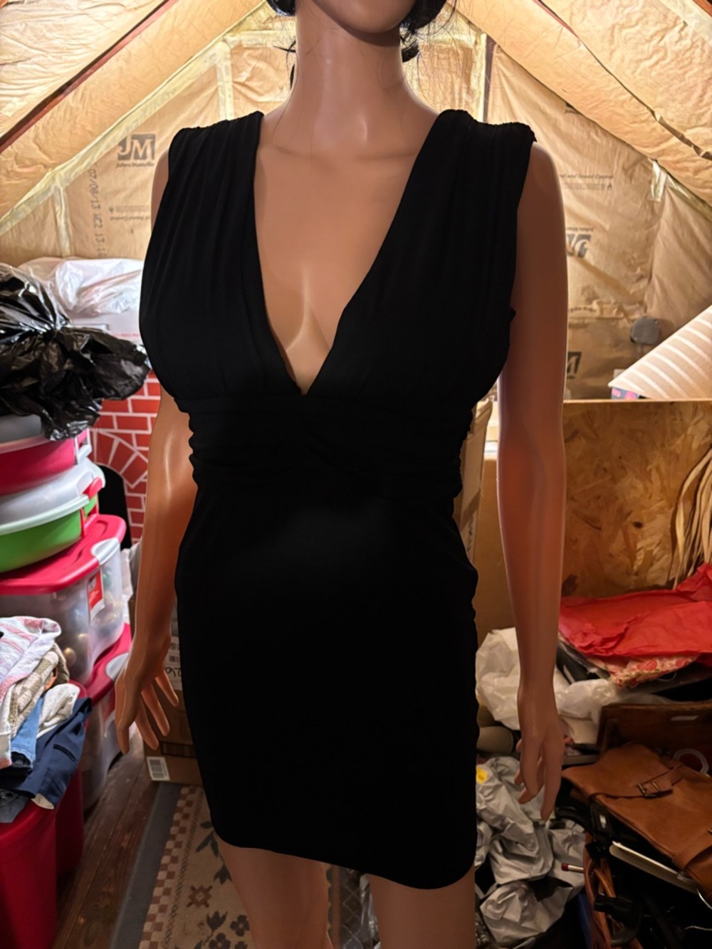 Classic Black Sleeveless V-Neck Dress - Elegant Women's Evening Dress Size 8